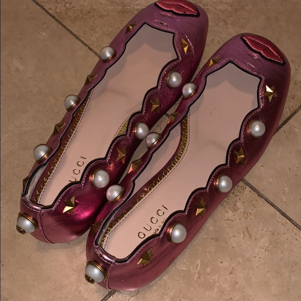 Gucci worn ballet pink flats super cute 💕